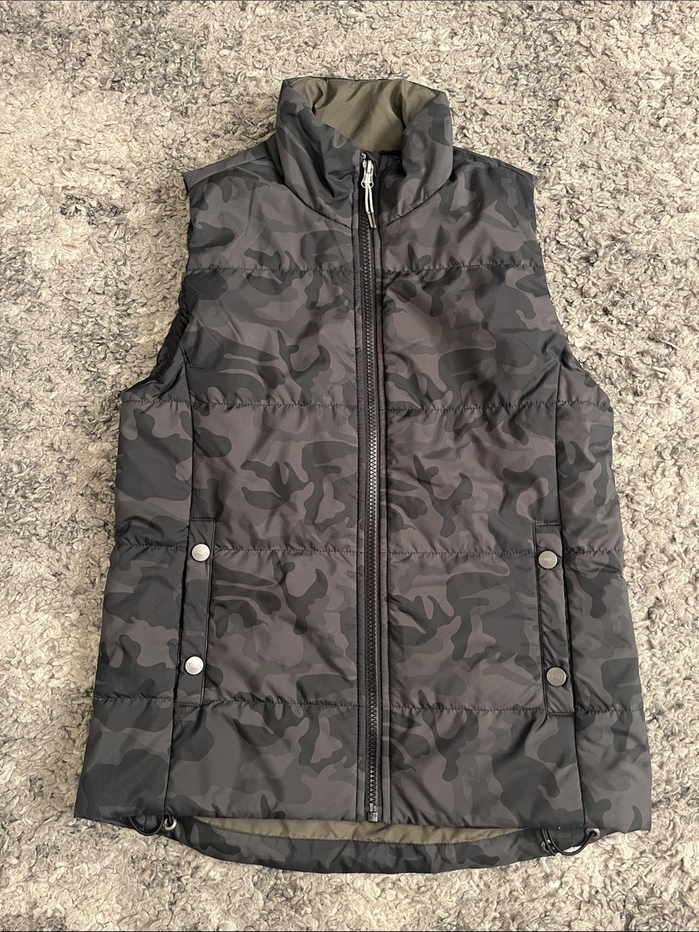 Vuori Primaloft Black Camo Puffer Vest